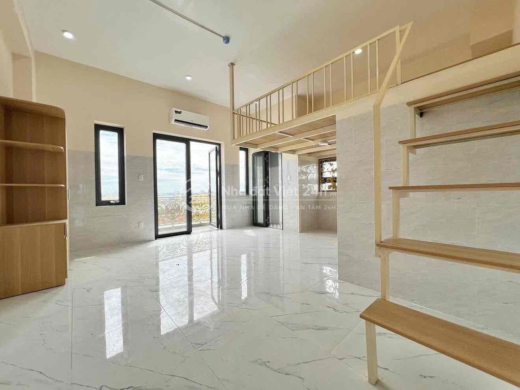 Cho thuê căn hộ duplex ban công 45m2 chỉ 6tr5 gần RMIT, ĐH TĐT, LOTTE