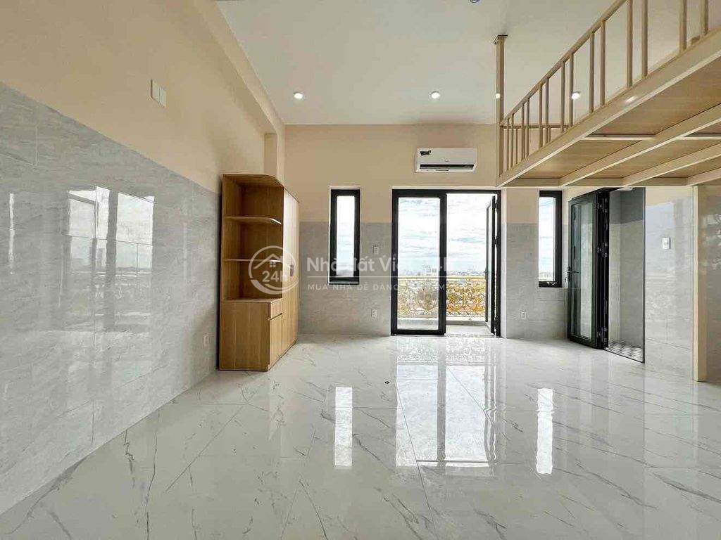 Cho thuê căn hộ duplex ban công 45m2 chỉ 6tr5 gần RMIT, ĐH TĐT, LOTTE