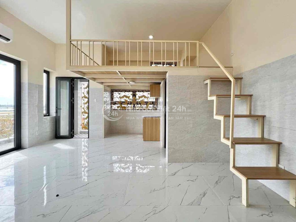 Cho thuê căn hộ duplex ban công 45m2 chỉ 6tr5 gần RMIT, ĐH TĐT, LOTTE