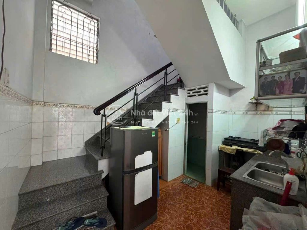 Nhà mặt tiền đường Trịnh Phong Bàn cờ Nha Trang chỉ 10,5 tỷ