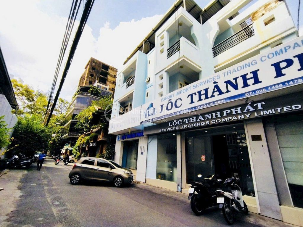 NGANG 15M, HƠN 450M2 SỬ DỤNG - SỐ 286 TRẦN HƯNG ĐẠO, QUẬN 1.!!