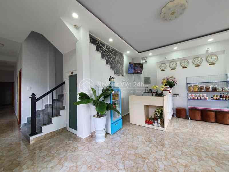 CẦN CHO THUÊ KHÁCH SẠN ĐƯỜNG ĐOÀN THỊ ĐIỂM