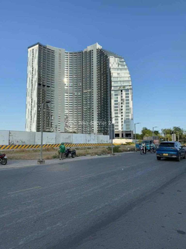 Bán đất full thổ 7.021m2, Đào Trí, Q7, ngang 135 X 52, xây chung cư