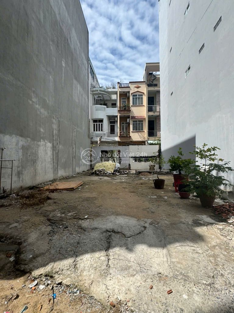 ĐH Văn Lang, đất 2 MT Nơ Trang Long-Phạm Văn Đồng, 7,5x15m GPXD 6 tầng