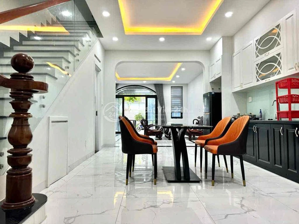 Cho thuê nhà nguyên căn full nội thất ngay Aeon Tân An