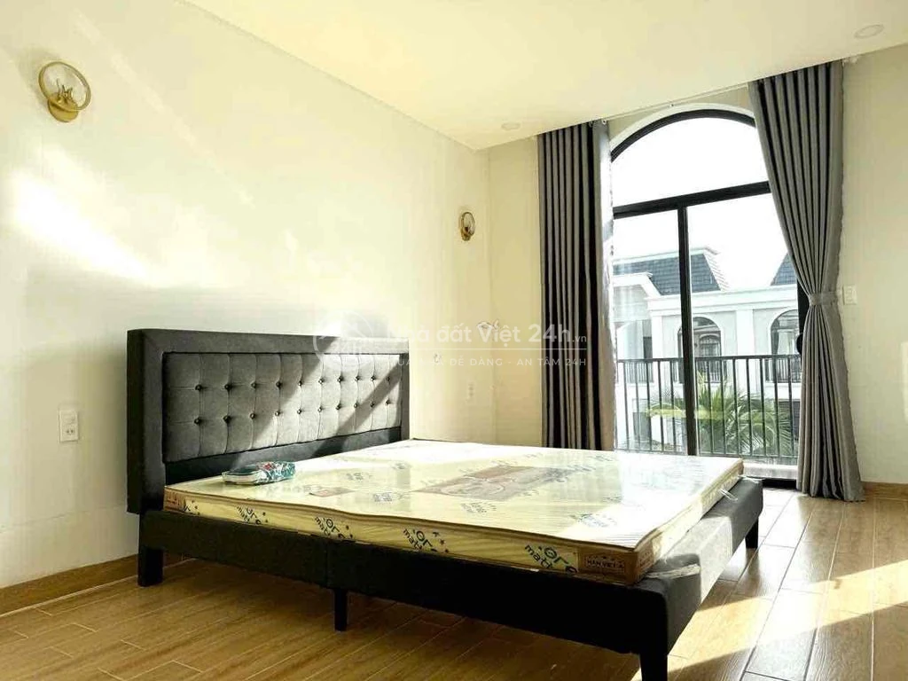Cho thuê nhà nguyên căn full nội thất ngay Aeon Tân An