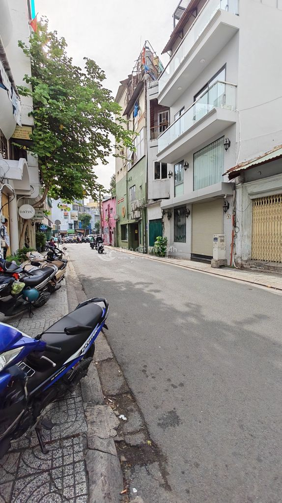 CHÍNH CHỦ BÁN NHÀ TÂN ĐỊNH Q1 – GẦN 40M² – SỔ RIÊNG – 6,1 TỶ