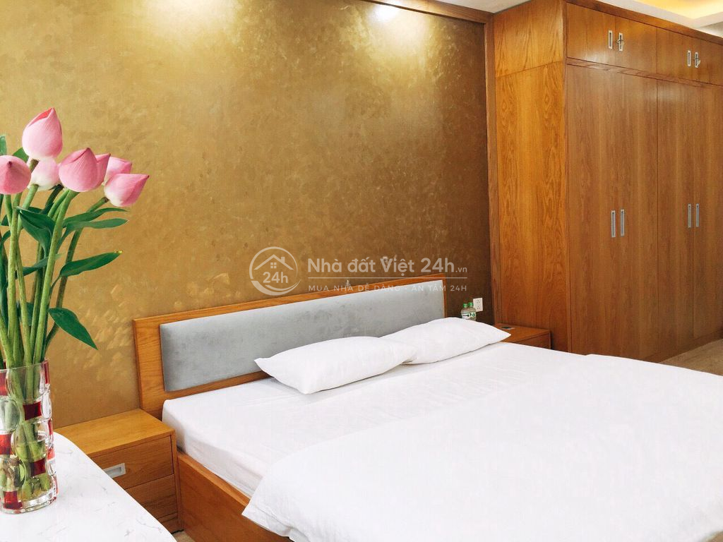 Bán căn hộ Kingston Residence  - 83m2, 2PN, giá 7.9 tỷ, full nội thất