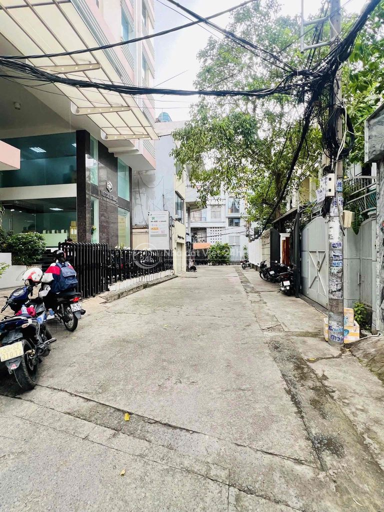 Chính chủ cần bán gấp nhà hẻm xe tải đẹp Nguyễn Cửu Vân, Bình Thạnh