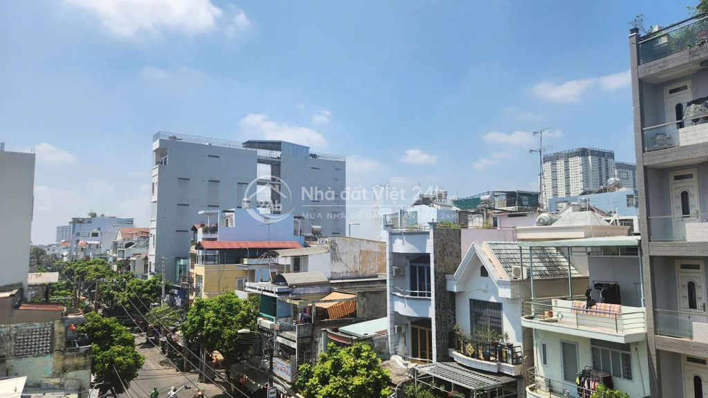 bán nhà mặt tiền âu Dương lân- đặng chất. 