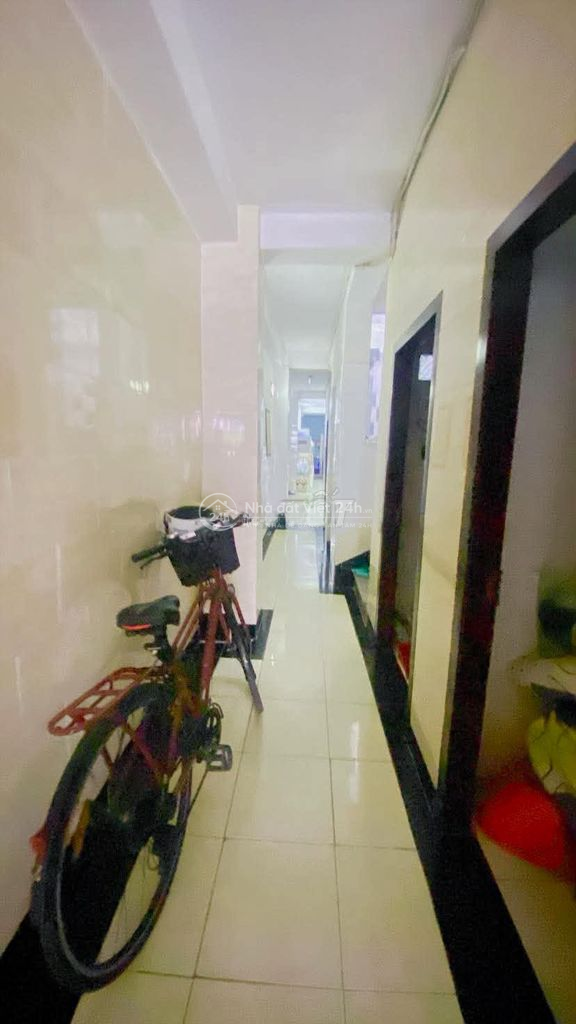 Cho thuê nhà 20 phòng mặt tiền Mậu Thân có thang máy