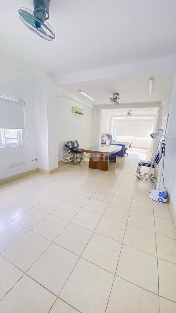 Cho thuê nhà 20 phòng mặt tiền Mậu Thân có thang máy