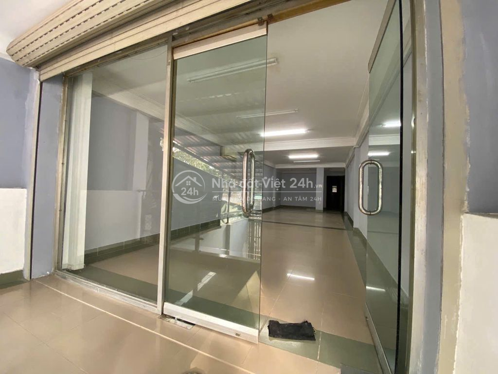 Bán và cho thuê nhà góc 2MT 320m2 ngay cổng Ga T3 – 4 tầng