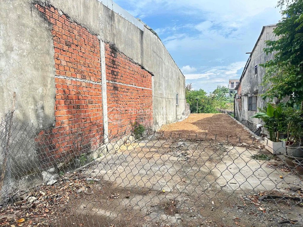 Cho thuê đất mặt tiền đường 15m Mai Đăng Chơn, kinh doanh tốt