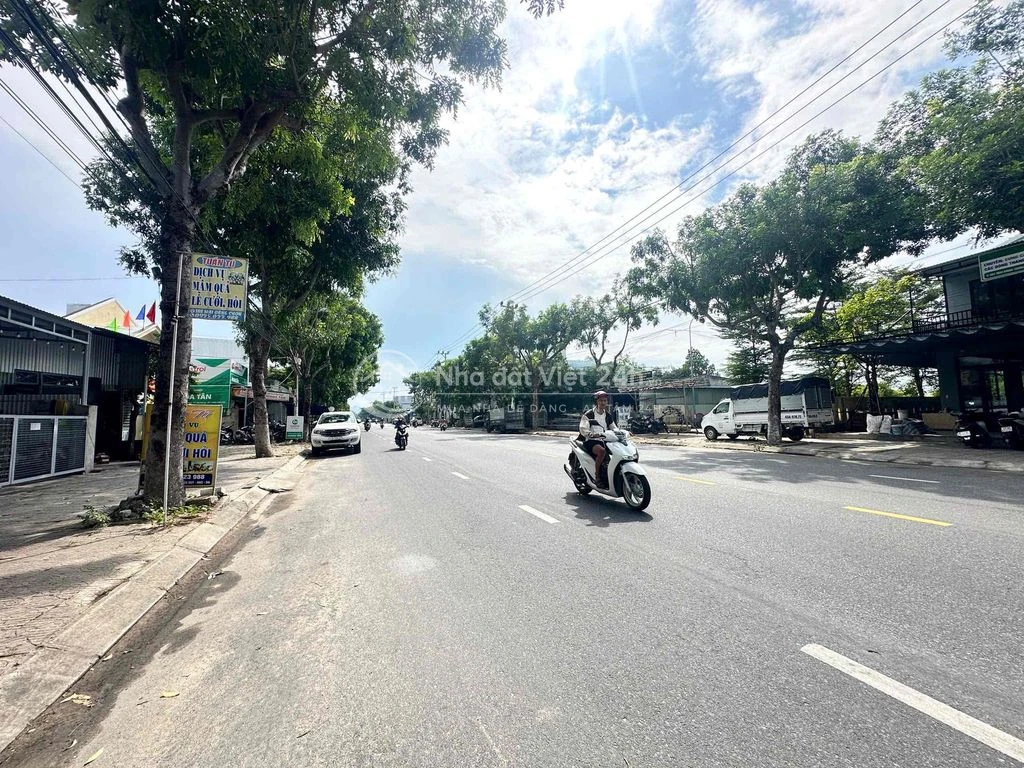 Cho thuê đất mặt tiền đường 15m Mai Đăng Chơn, kinh doanh tốt