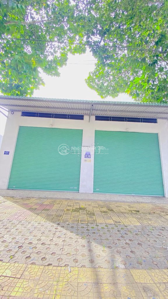 Cho thuê kho 200 m2 trục chính khu Phú An tiện văn phòng 12 triệu