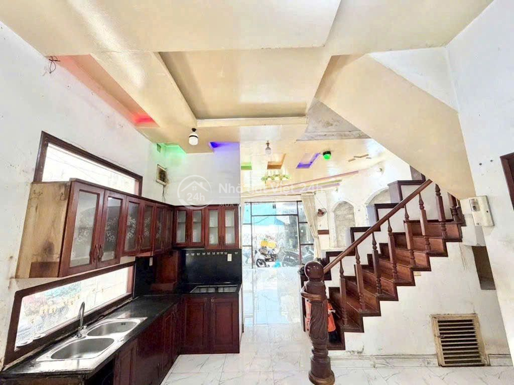 Bán nhà đẹp có 4 phòng đường Trần Xuân Soạn, giá 5,65 tỷ