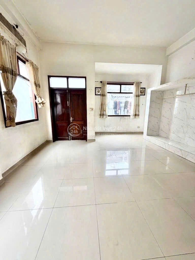 Bán nhà đẹp có 4 phòng đường Trần Xuân Soạn, giá 5,65 tỷ