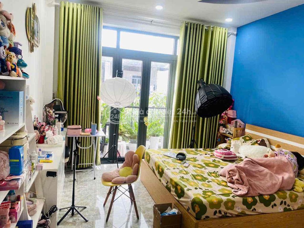 Nhà 4 tầng 72m2 hẻm 10m thông Thoại ngọc Hầu tân phú mới