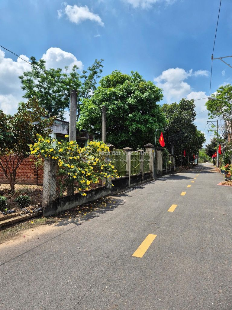 Đất thổ cư 450tr, sát bên huyện lộ, ngay khu dân cư ở Bình Dương