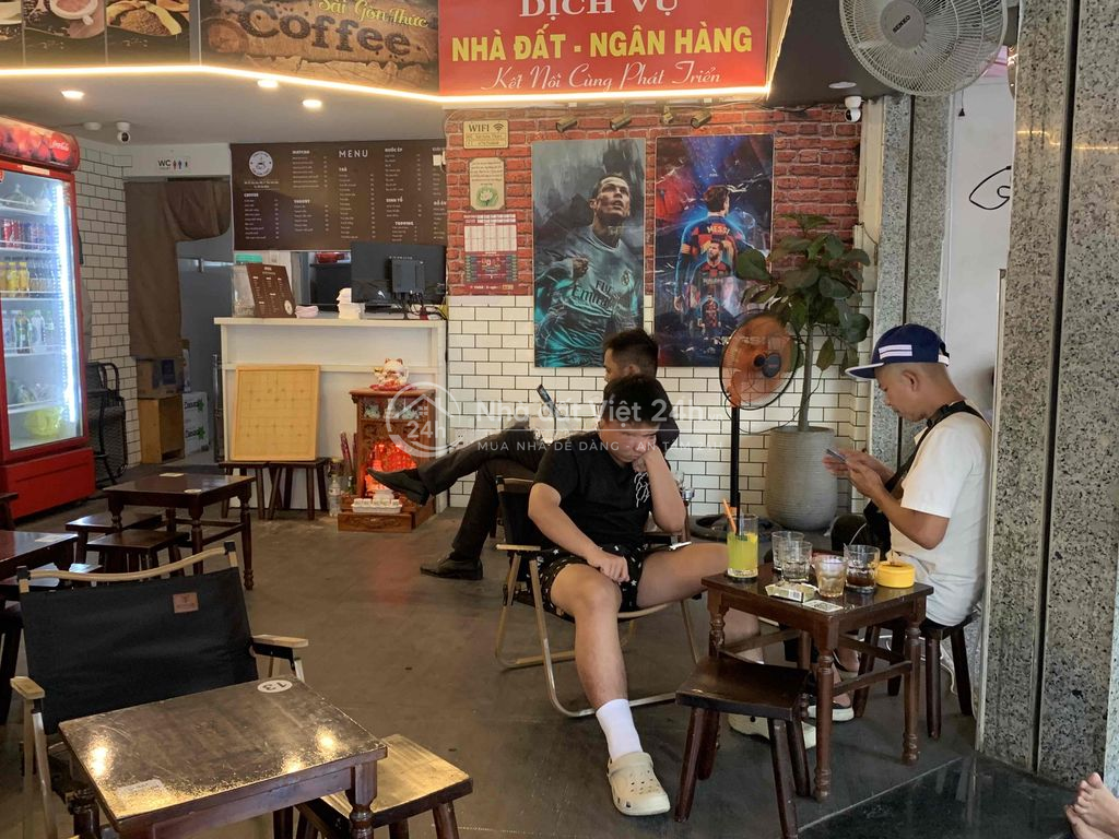 Sang nhượng quán cà phê góc 2 mặt tiền, giá 165tr