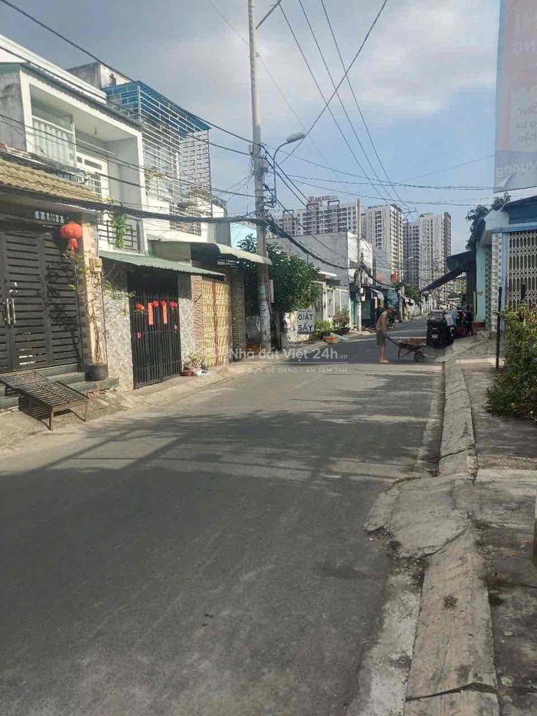 Bán nhà Lê tấn bê