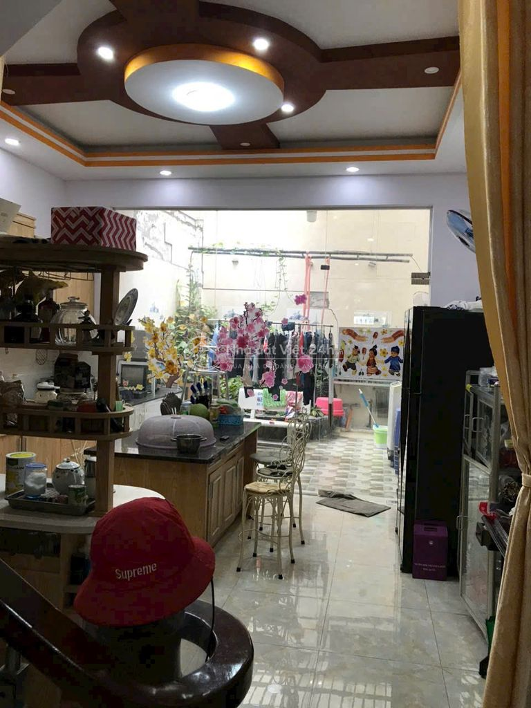 Bán nhà đẹp 4,5x20m, HXH 1979 Huỳnh Tấn Phát, giá 7,4 tỷ