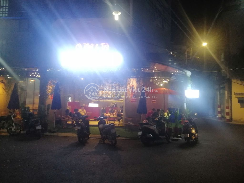 SANG  QUÁN  CÀ  PHÊ  HAI  MẶT  TIỀN