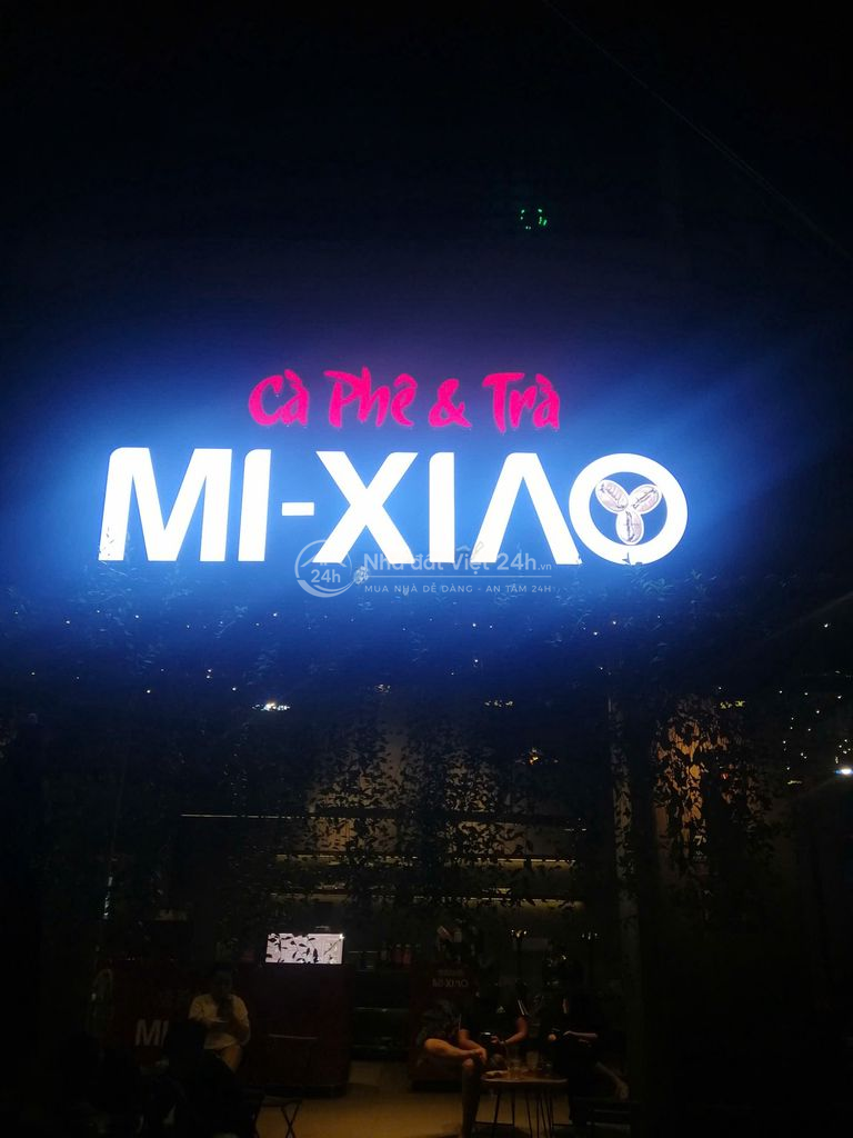 SANG  QUÁN  CÀ  PHÊ  HAI  MẶT  TIỀN