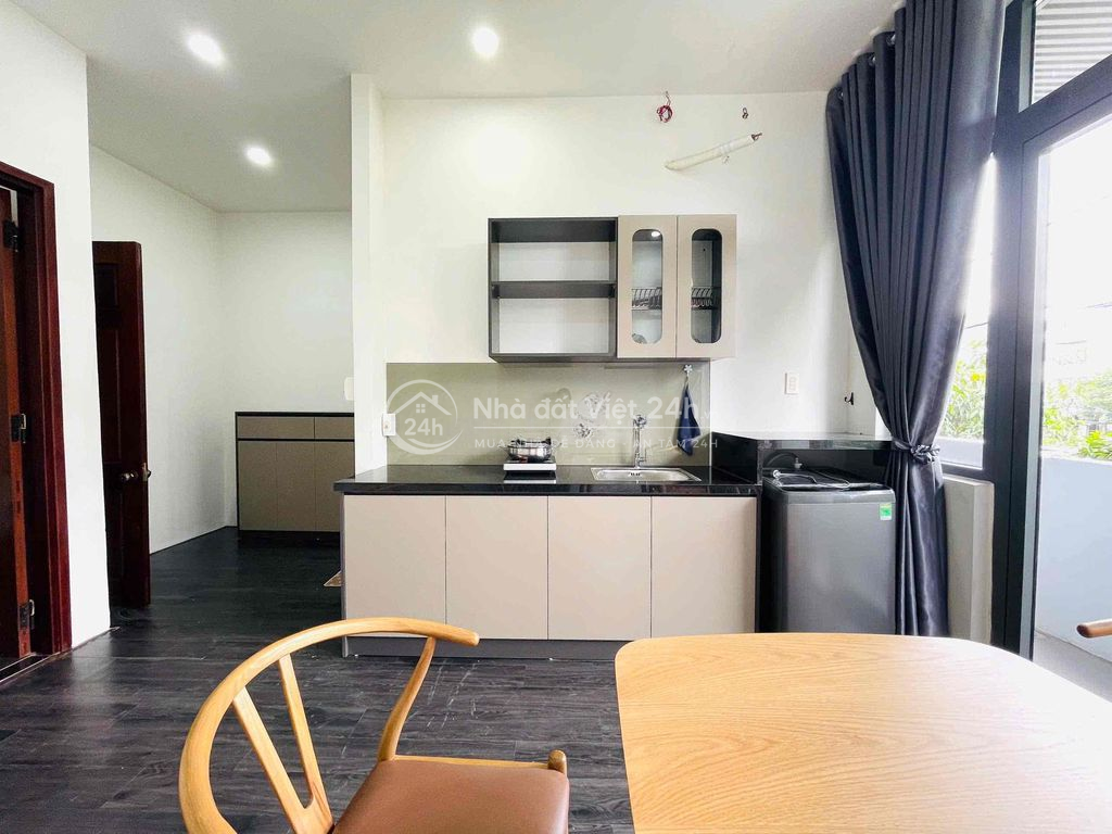 Chính chủ cho thuê căn hộ 1 PN mặt tiền Ngô Quyền full nội thất