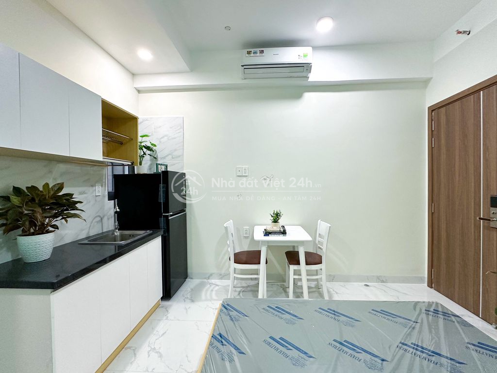 Cho thuê CHDV full nội thất - cách UFM 700m - Lâm Văn Bền