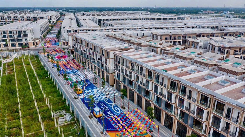 🏡 Cho Thuê Shophouse 100m2 Mặt Đường Phố Đi Bộ - 25 Triệu/Tháng