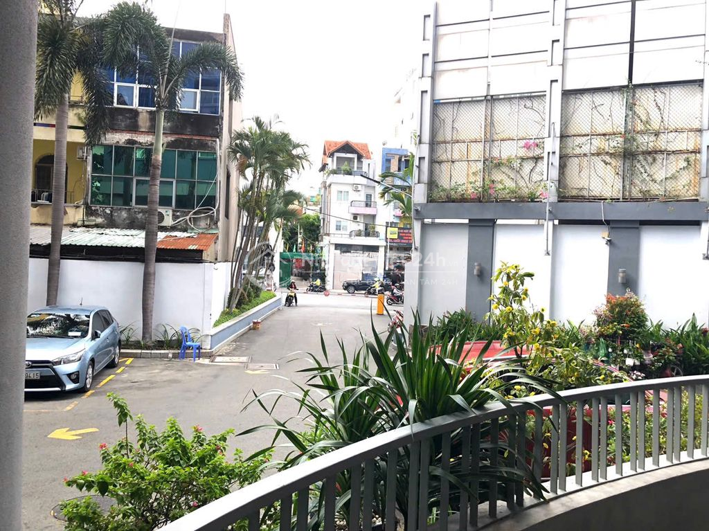 Cho thuê mặt bằng kinh doanh cà phê tại tầng trệt toà nhà