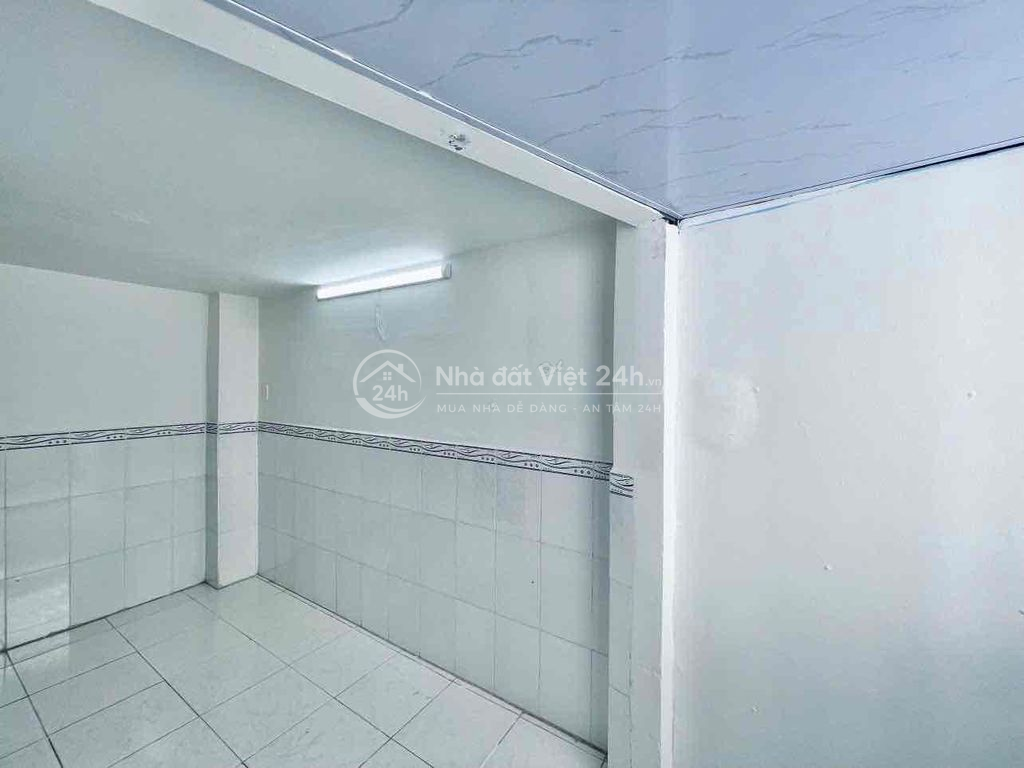 chính chủ bán nhà chợ Lý Thường Kiệt , gần ngã 5 chuồng chó