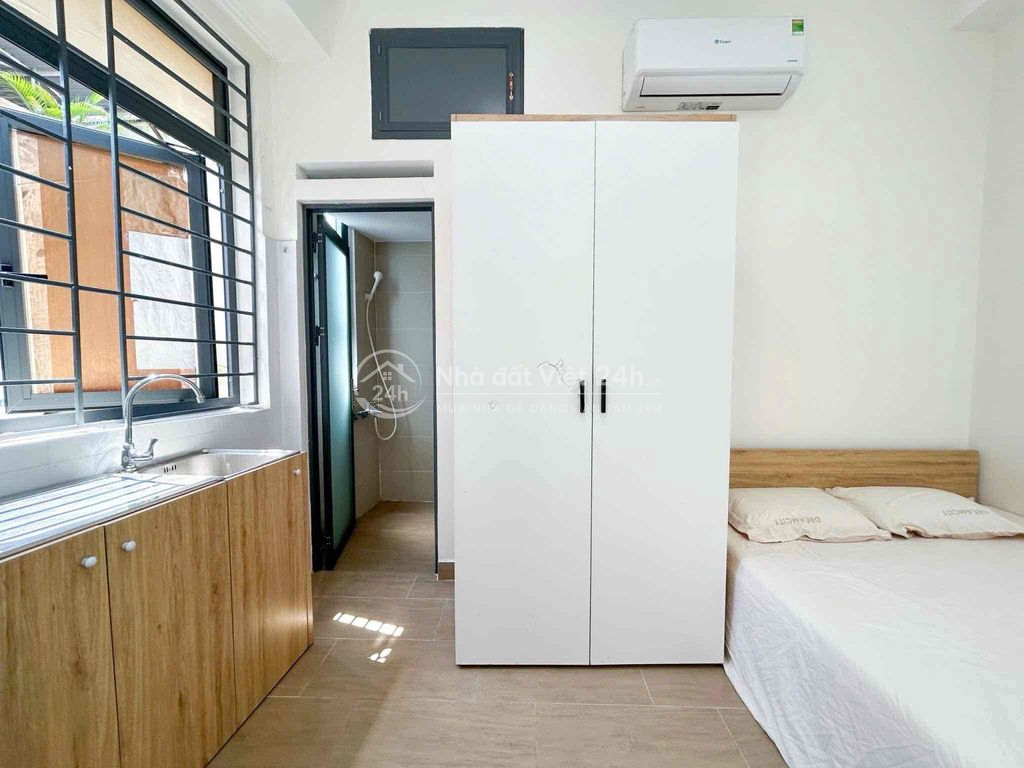 Studio Ban Công Rộng_Phan Xích Long_Gần Chợ Tân Định_Cầu Bông_Quận 1