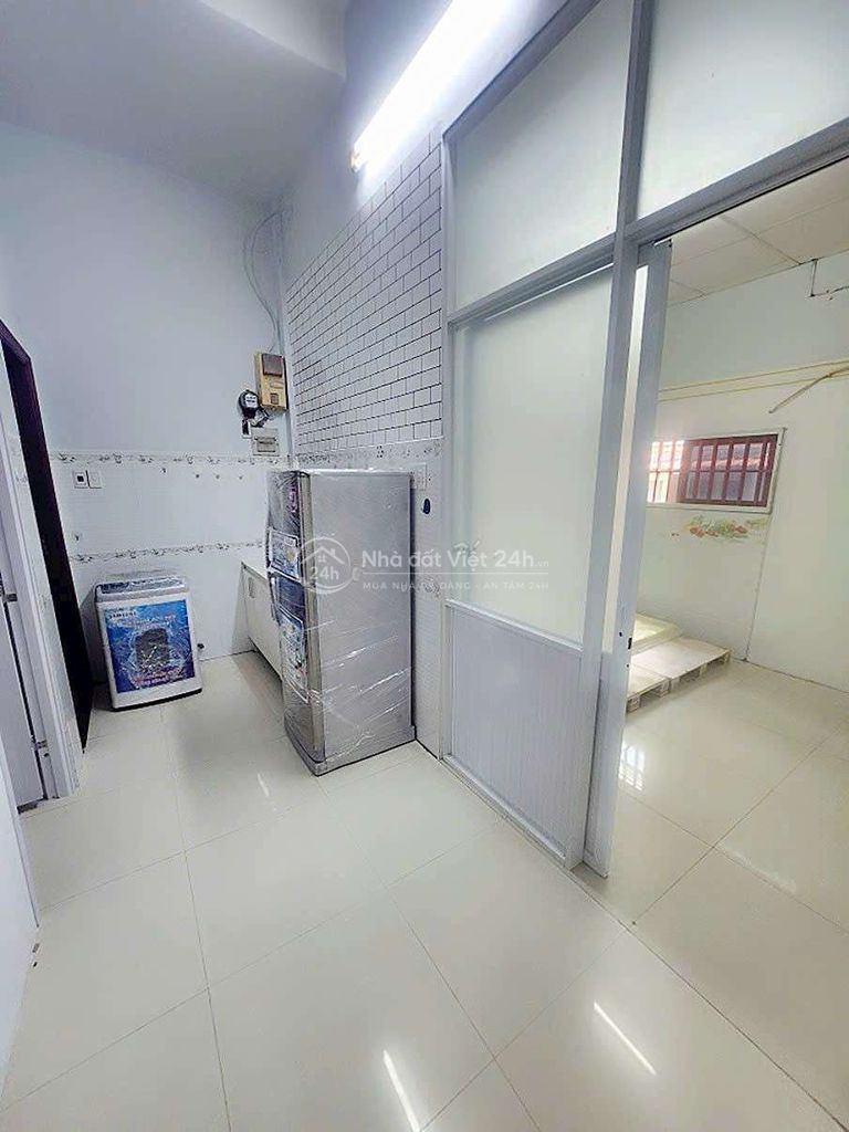 Phòng CHDv full nội thất gồm 2pn có cửa sổ,bếp nấu ăn
