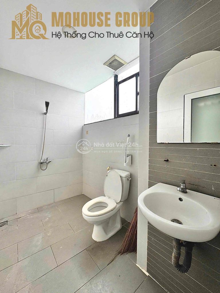 Studio Thang máy hầm xe_nhà mặt tiền đường_chợ tân định_ĐH mở_ueh_ussh