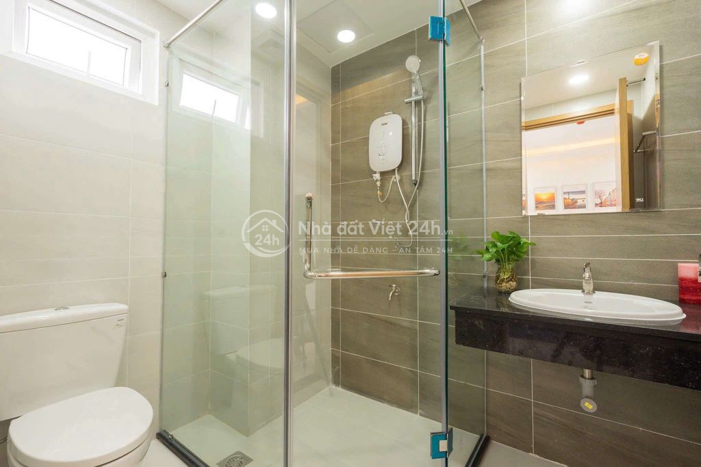 Studio full NT, cửa sổ, Nguyễn Khoái Q4 gần_Q1_Q5_Q7_Q8