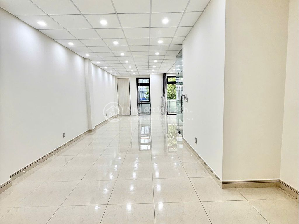 Cho Thuê Văn Phòng 204m² Trệt + Lầu 1 Giá Chỉ 21 Triệu - Vạn Phúc City