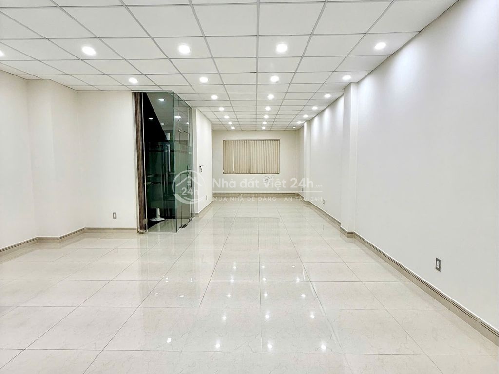 Cho Thuê Văn Phòng 204m² Trệt + Lầu 1 Giá Chỉ 21 Triệu - Vạn Phúc City