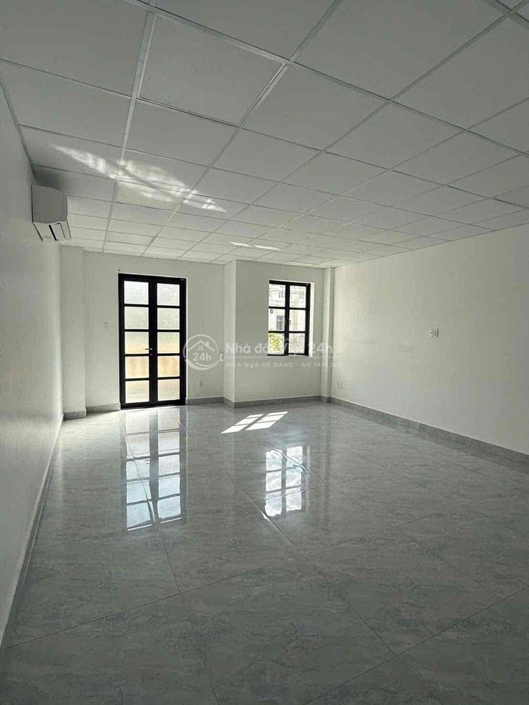 Cho thuê nguyên sàn văn phòng Cityland giá 11tr
