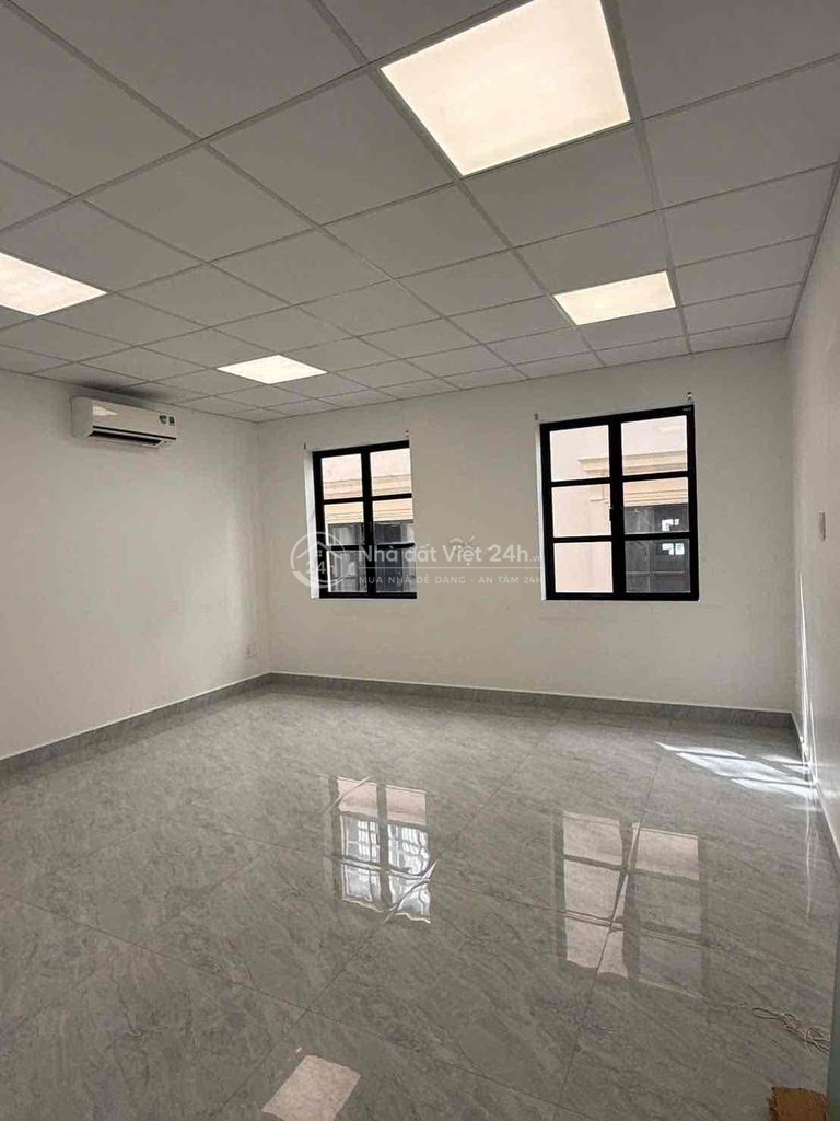 Cho thuê nguyên sàn văn phòng Cityland giá 11tr