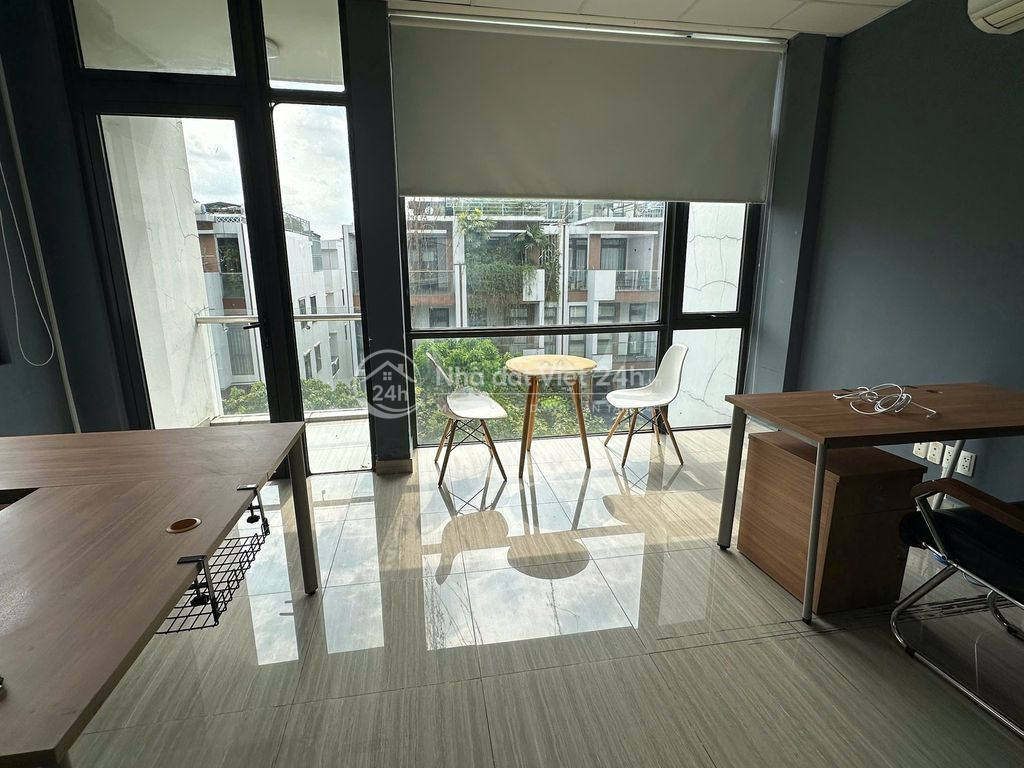 CHO THUÊ VĂN PHÒNG KDT VẠN PHÚC CITY 8.5TR FULL NỘI THẤT NHƯ HÌNH