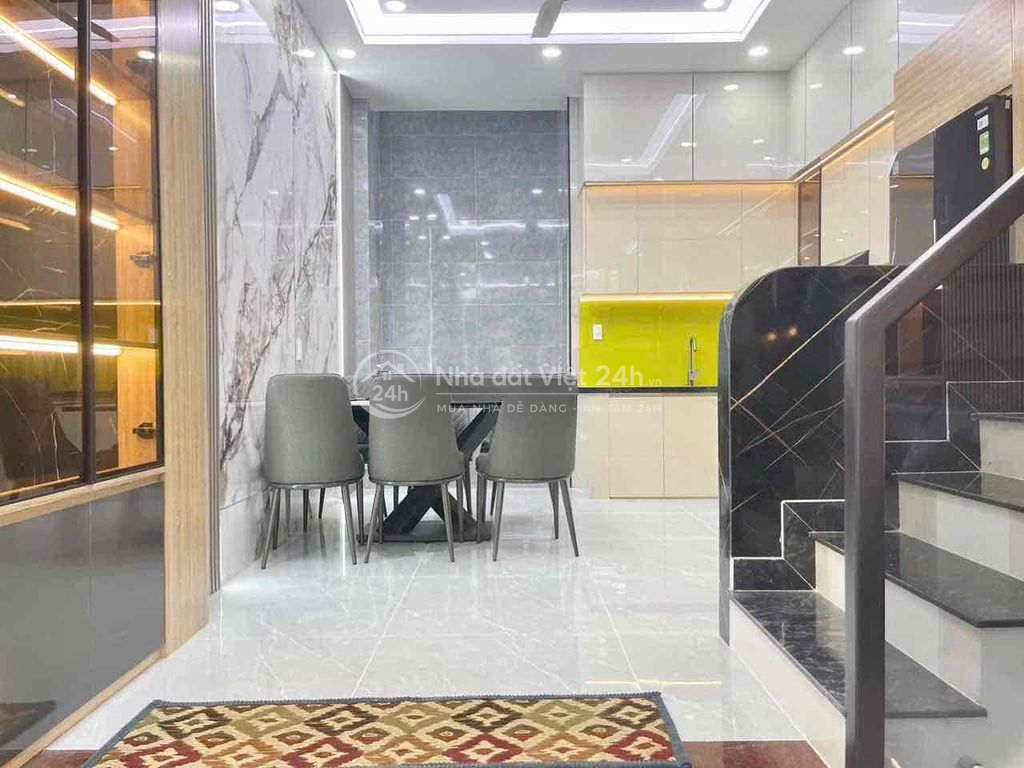 Nhà Trục Chính KDC 3 Tầng Gần cạnh Aeon mall Thuận An