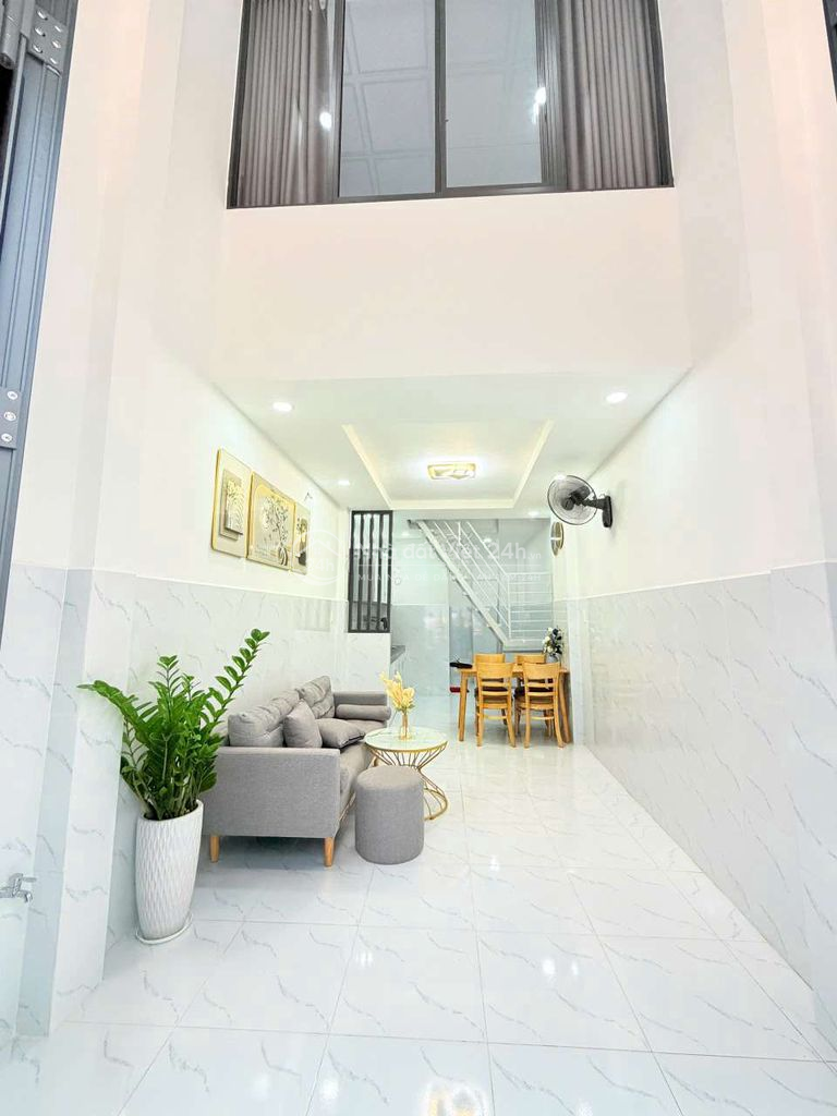 BÁN NHÀ NGAY CHỢ Tân BÌNH