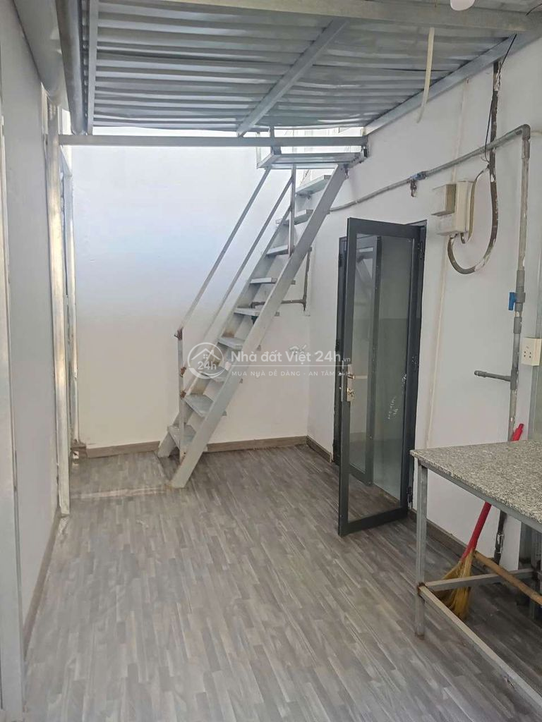 RẺ NHANH CÒN KỊP - 5TR 1 LẦU 2PN - 1/ TÂN THÀNH, GẦN ÂU CƠ
