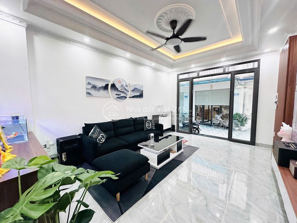 Nhà 3 tầng Hùng Vương Hồng Bàng 50m2 gần trường chợ giá chỉ 2,9 tỷ