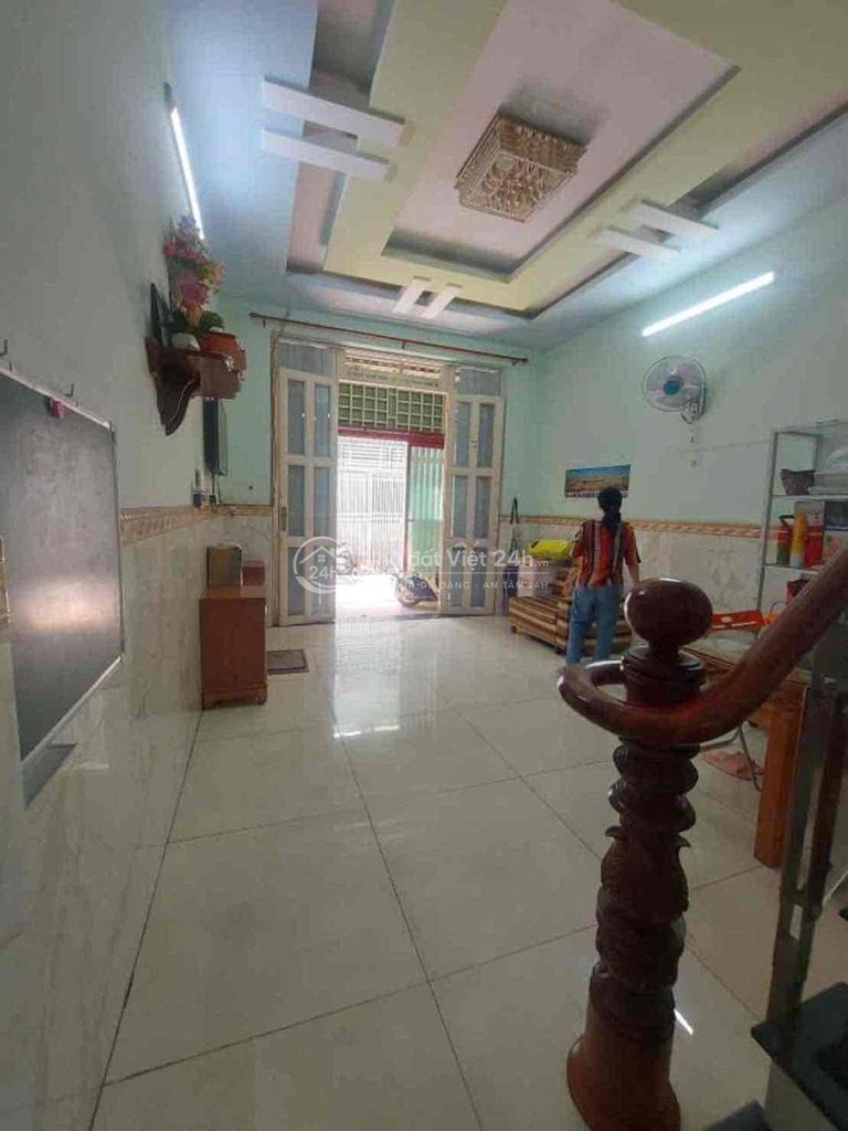 GẤP BÁN NHÀ MẶT TIỀN ĐƯỜNG SỐ 24A LÊ VĂN QUỚI