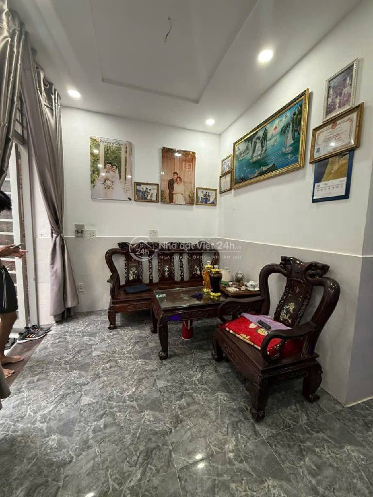 Bán Nhà 3 Phòng Ngủ, 43M2 Gần Hẻm Xe Hơi, Ngang 5M, Huỳnh Tấn Phát