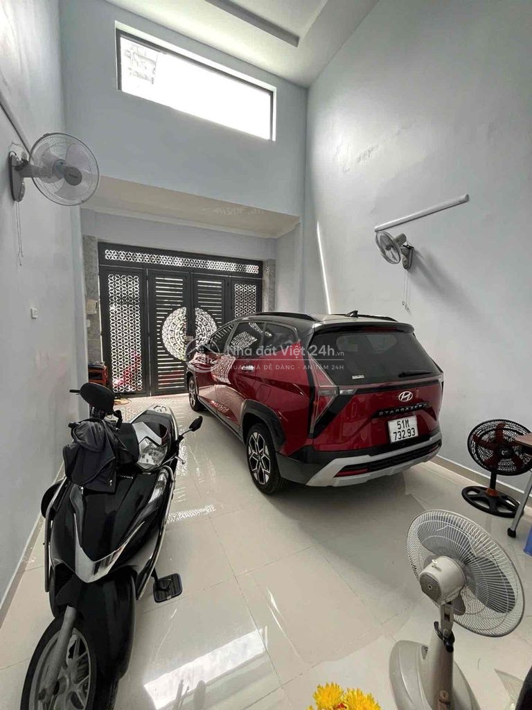 Ô TÔ NGỦ NHÀ - HẺM 6M TRƯƠNG THỊ HOA - 64M2 - NHÀ CẤP 4 - GIÁP GÒ VẤP